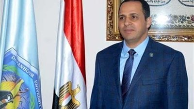رئيس جامعة دمنهور: أسبوع شباب الجامعات يشعل روح المنافسة بين الطلاب في الإبداع