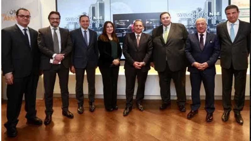 البنك الأهلي يفتتح