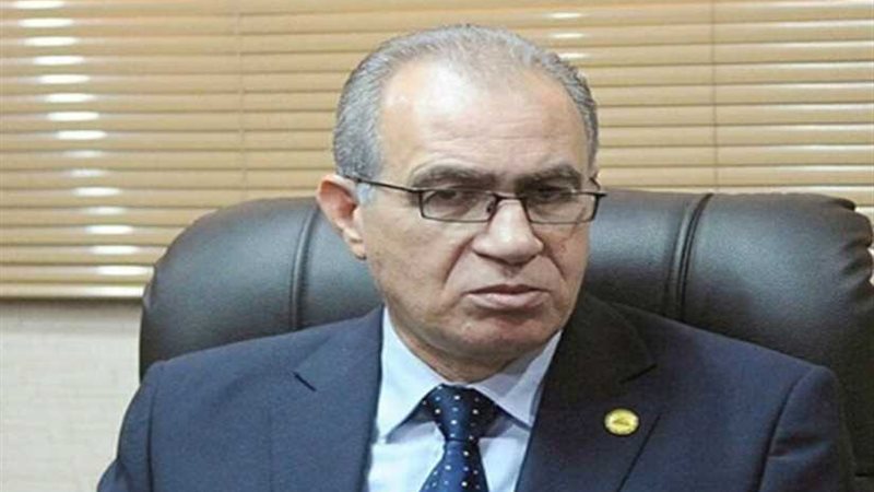 طارق السيد يطالب