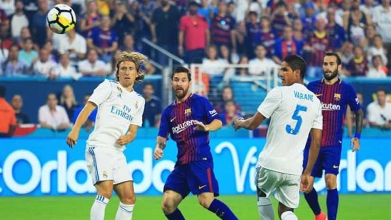 الليلة.. سماء كامب