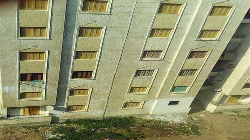 الأوقاف تساوم قاطني