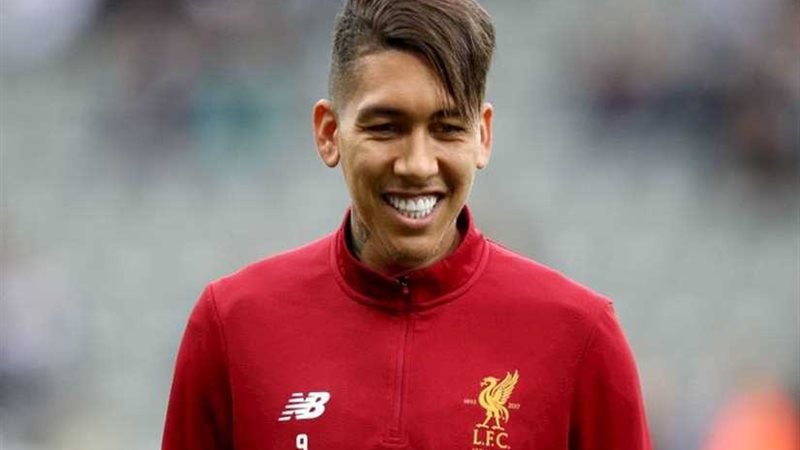 فيرمينو يفوز بجائزة