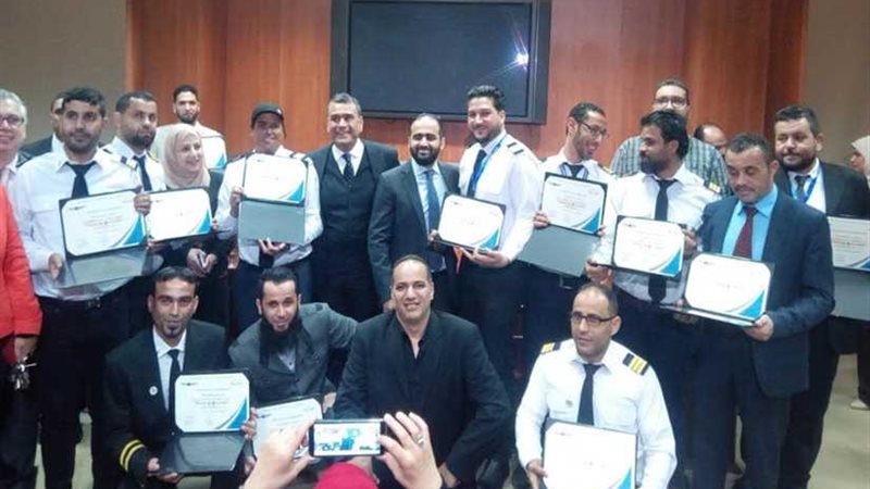 أكاديمية علوم الطيران