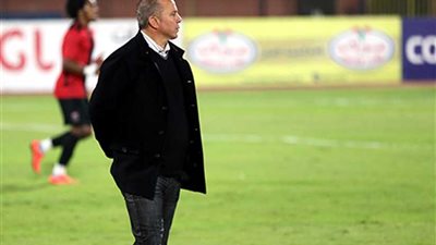 المعسكرات سلاح 