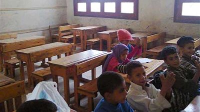 بسبب الثأر.. ارتفاع نسبة الغياب بمدرسة بـ