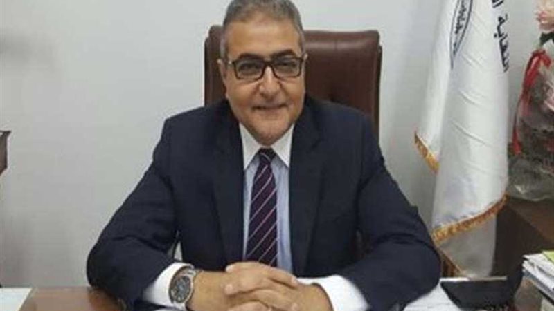 البيطريين: العقود