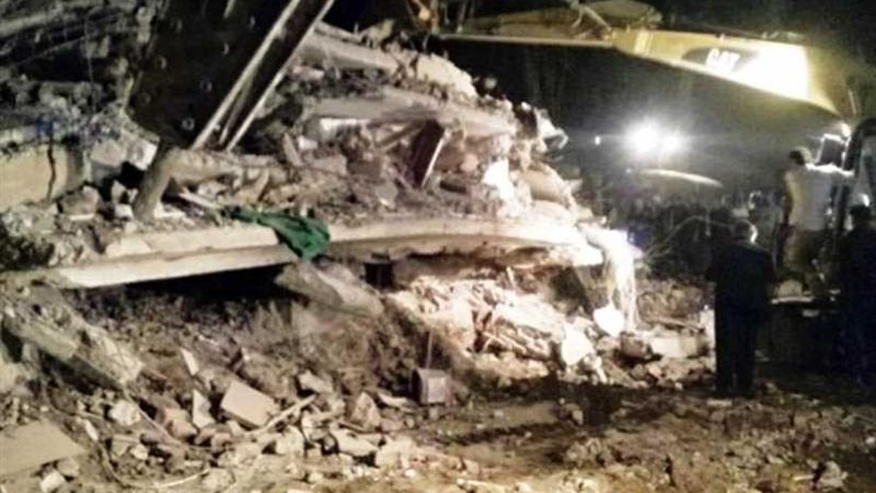 انهيار منزل بمركز