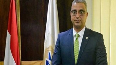 محافظ سوهاج يتفقد أعمال تجميع وترميم تمثال 