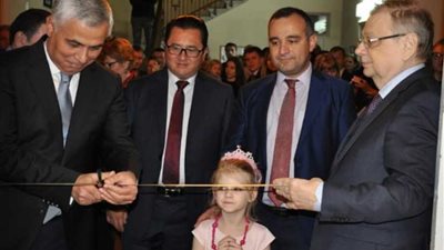 إبداعات دبلوماسية بالمركز الثقافي الروسي