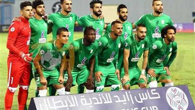 بعثة الاتحاد تصل مطار جدة لأداء مناسك العمرة قبل مواجهة الهلال