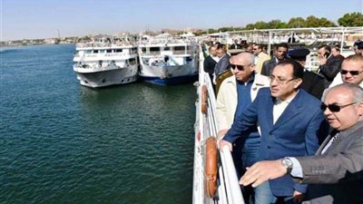 رئيس الوزراء يتجول بأول عينة تشطيب لفيلا بالشريط النهري السياحي بأسوان الجديدة