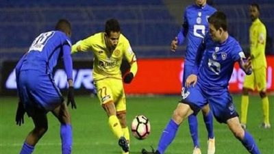 الهلال يفوز على القادسية 4-1 ويحتفظ بصدارة الدوري السعودي