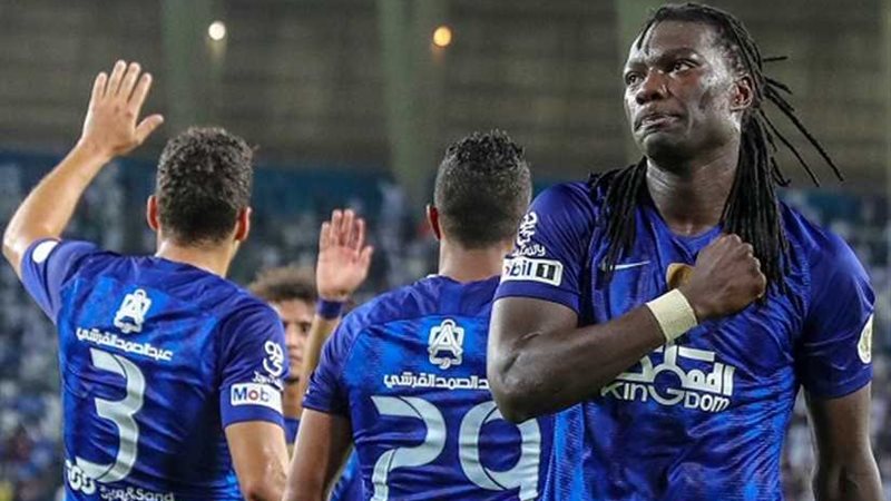 جوميز في قائمة الهلال