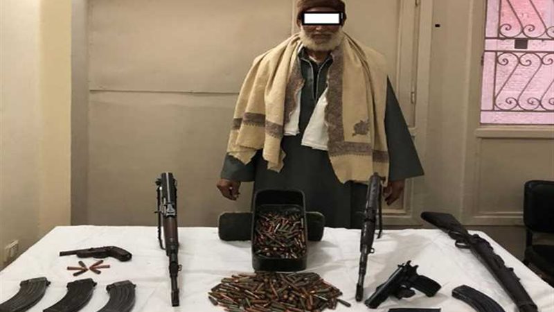 ضبط مزارع بحوزته