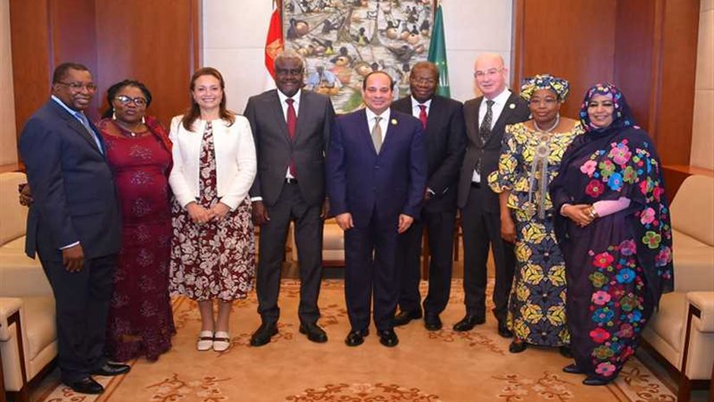 الرئيس السيسي يلتقي