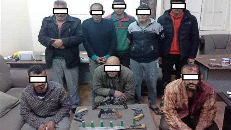 إصابة 4 أشخاص في