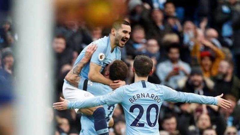 مانشستر سيتي يكتسح