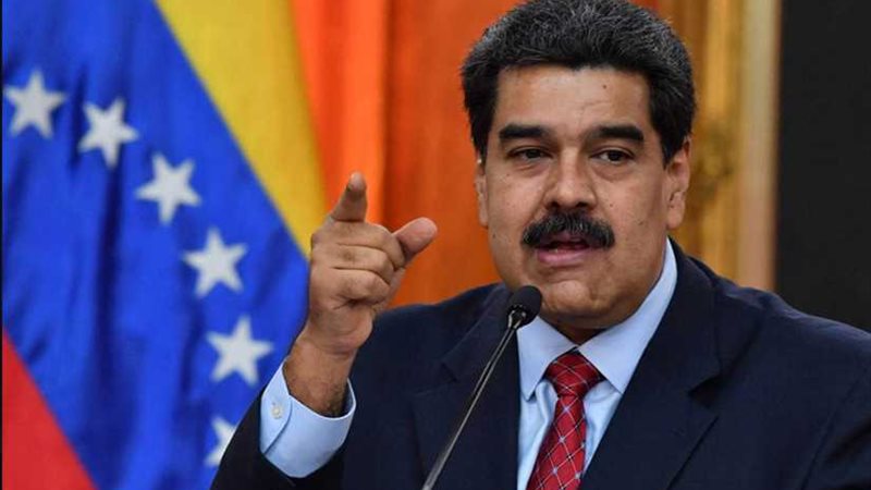 مادورو ينتقد موقف