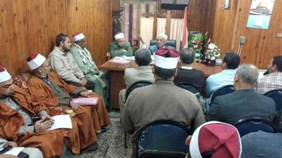 أوقاف المنيا تتابع المساجد بالمناطق الصحراوية