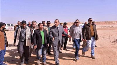 محافظ أسيوط يتفقد مشروعات الإسكان الاجتماعي وسكن مصر بمدينة ناصر بالهضبة الغربية
