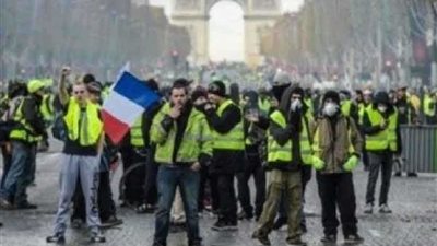 اعتقال 8400 شخص وإصابة 1300 فرد أمن منذ بدء احتجاجات السترات الصفراء