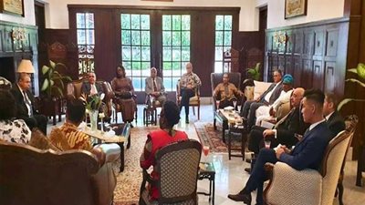 السفير المصري في إندونيسيا يستضيف اجتماع المجموعة الإفريقية