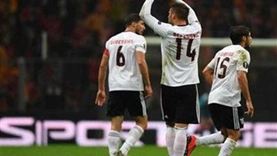 بنفيكا البرتغالي يفوز على جالاتا سراي 1/2 في الدوري الأوروبي