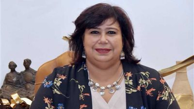 وزيرة الثقافة تقرر إنشاء فرع لأكاديمية الفنون بالإسكندرية