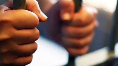 كولومبيا: سجن رجل اعتدى جنسيا على مئات الأطفال