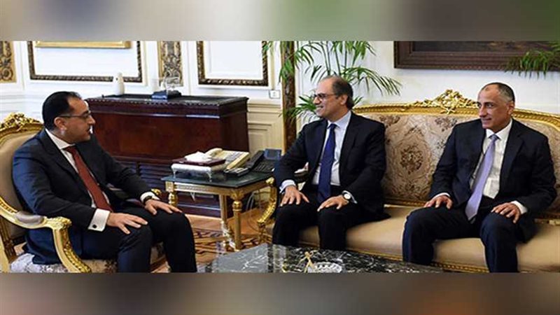 مدبولي يلتقي مدير