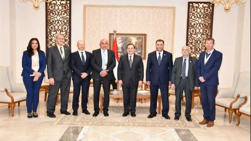 شل مصر تفوز بـخمس