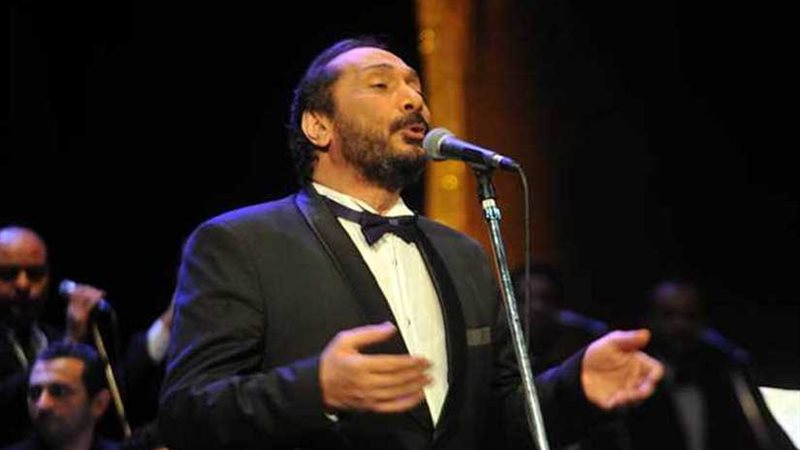 الحجار على مسرح سيد