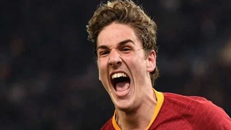 روما يُحصن نيكولو