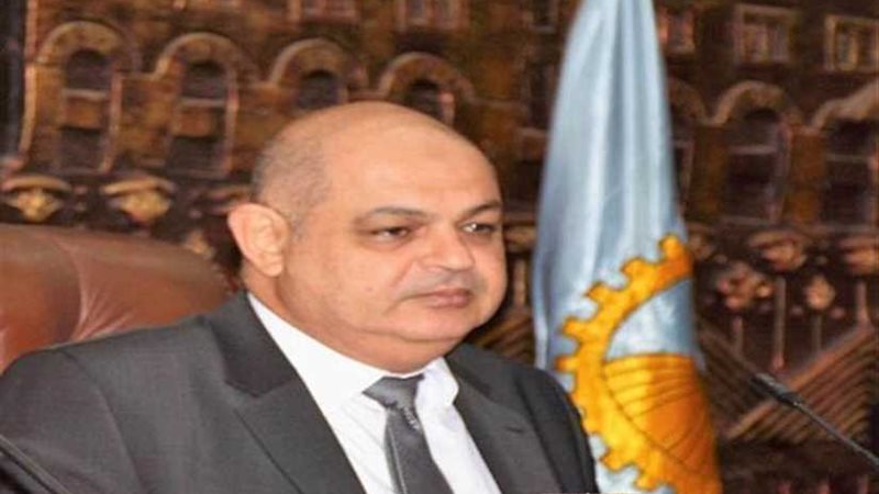 بيع 24 محلًا تابع