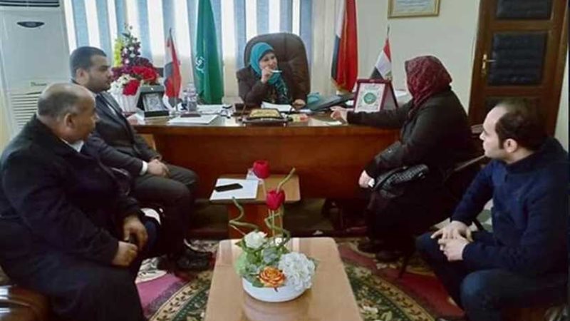 رئيسة جمصة تناقش