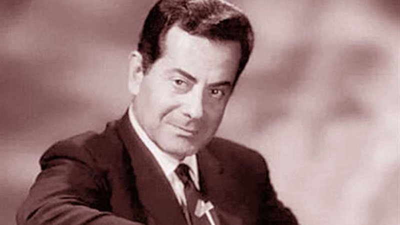 حكاية العمر كله في