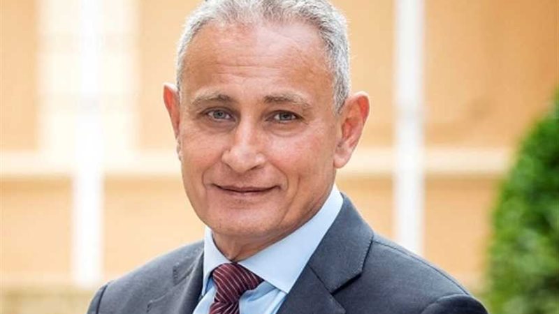 السفير ناصر كامل