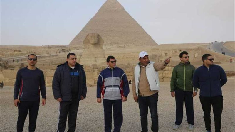 وزير الشباب والرياضة