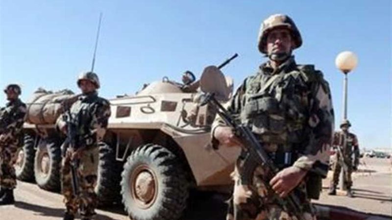 الجيش الجزائري يدمر