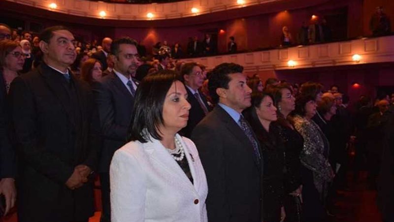 وزراء ومثقفون في