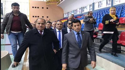 صبحي يشهد بروفة افتتاح بطولة البحر المتوسط لليد ببورسعيد