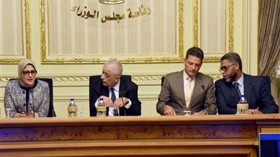 انطلاق حملة الكشف المبكر على طلبة المدارس وعلاج أمراض السمنة والأنيميا والتقزم مجانًا