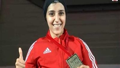 المصرية جيانا فاروق تتوج بفضية الدوري العالمي للكاراتيه بالإمارات