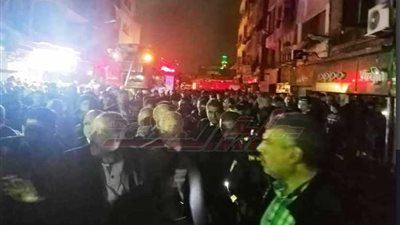 محافظ القاهرة: لا ضحايا جراء حريق عقار الزاوية ولجنة هندسية لمعاينته