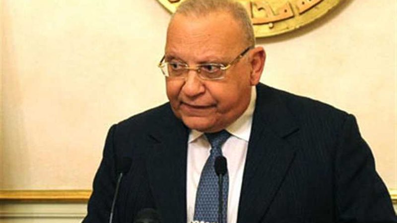 وزير العدل يبحث مع