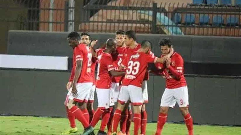 الأهلي يسعى للحاق