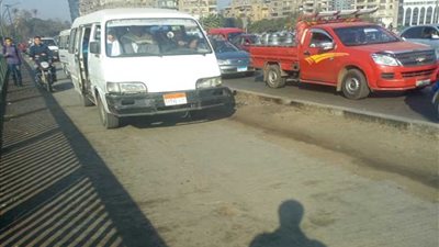 عشوائية سيارات السيرفيس تضرب شوارع العاصمة