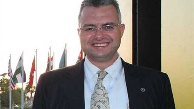 خبير: انخفاض سعر الدولار دليل نجاح الإصلاح الاقتصادي