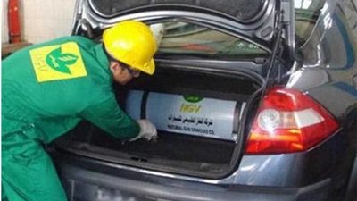 بالإنفوجراف.. الغاز الطبيعي الوقود الأمثل للسيارات