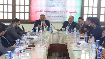 بدء ندوة رئيس هيئة البريد بمؤسسة روز اليوسف